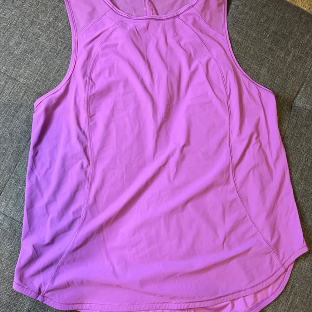 Lululemon tank - Picture 3 of 3